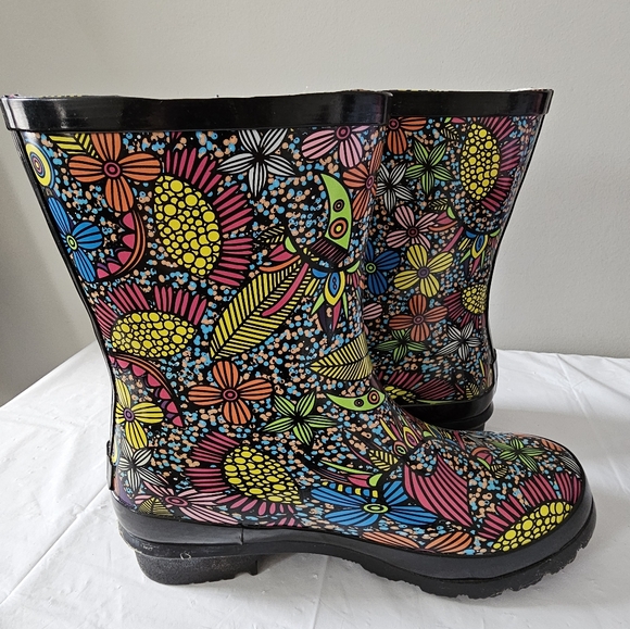 SHESOLE Women's Mid Calf Floral Waterproof Rain Boots - Picture 8 of 10